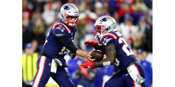 Les New England Patriots remportent sept victoires consécutives Les New England Patriots remportent sept victoires consécutives